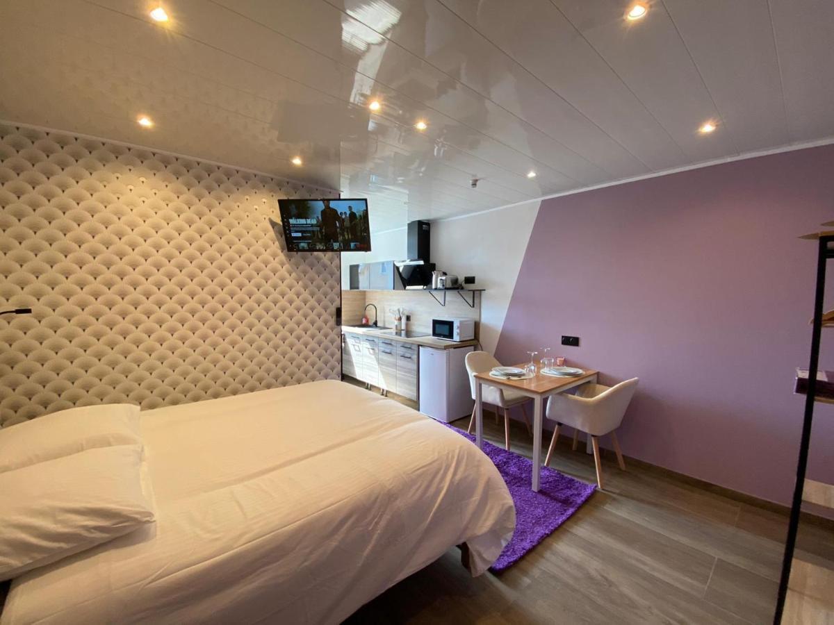 Capstay Color Valenciennes & Netflix Trith-Saint-Leger Buitenkant foto