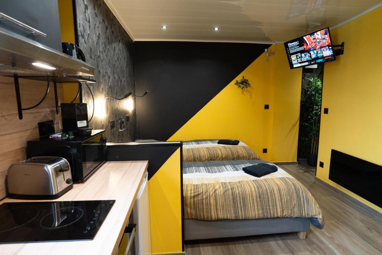 Capstay Color Valenciennes & Netflix Trith-Saint-Leger Buitenkant foto