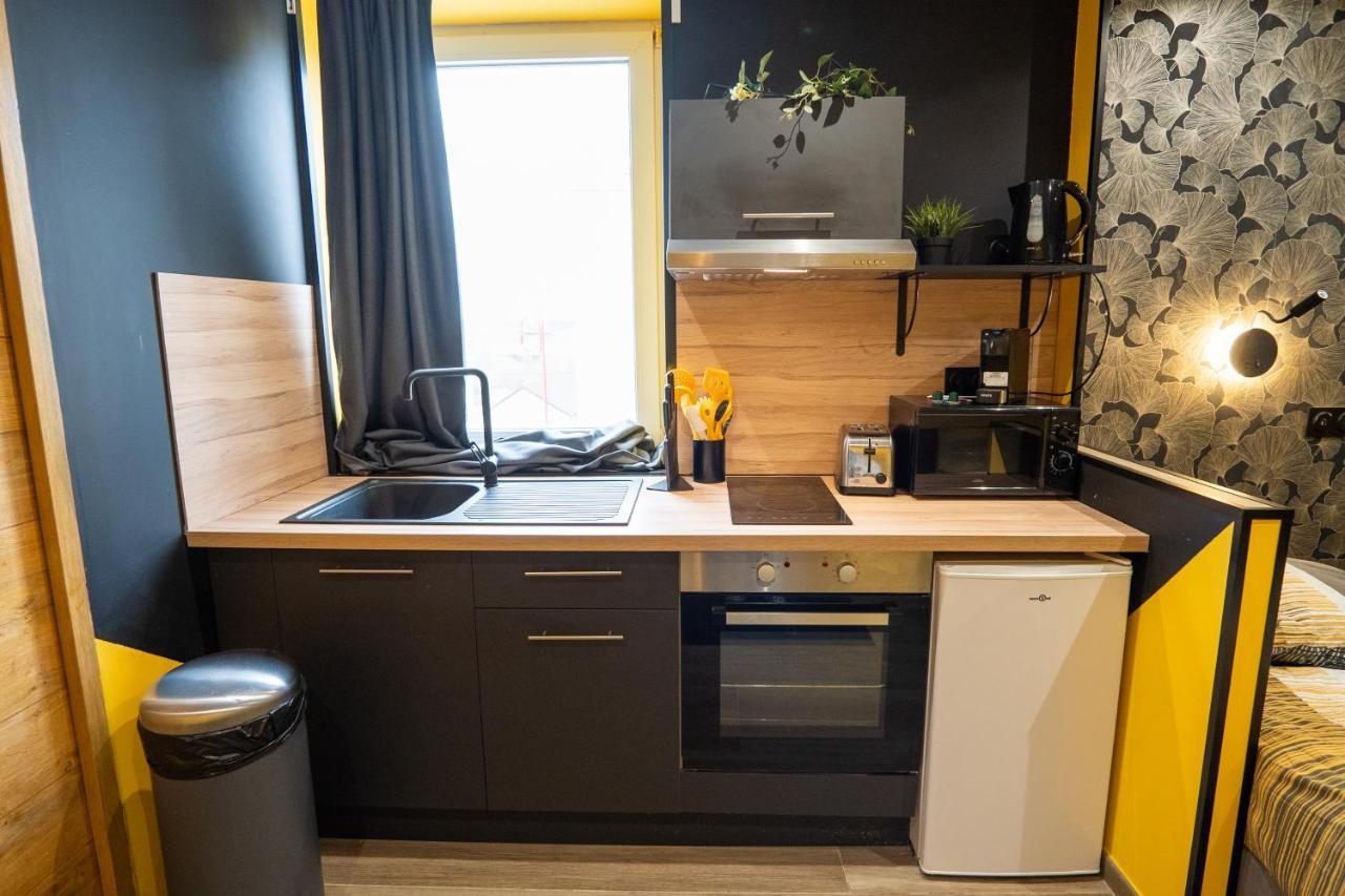 Capstay Color Valenciennes & Netflix Trith-Saint-Leger Buitenkant foto