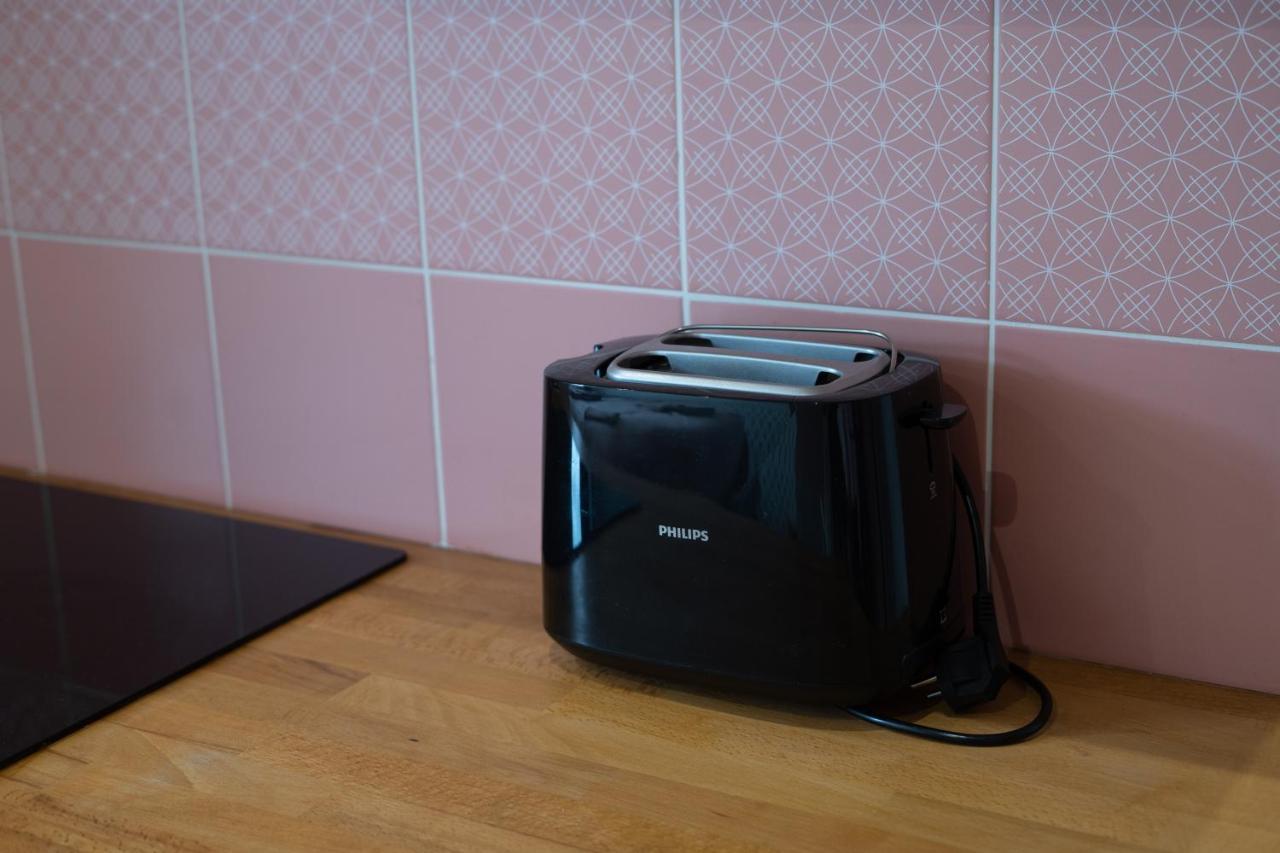 Capstay Color Valenciennes & Netflix Trith-Saint-Leger Buitenkant foto